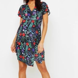 Maternity Tie Wrap Dress